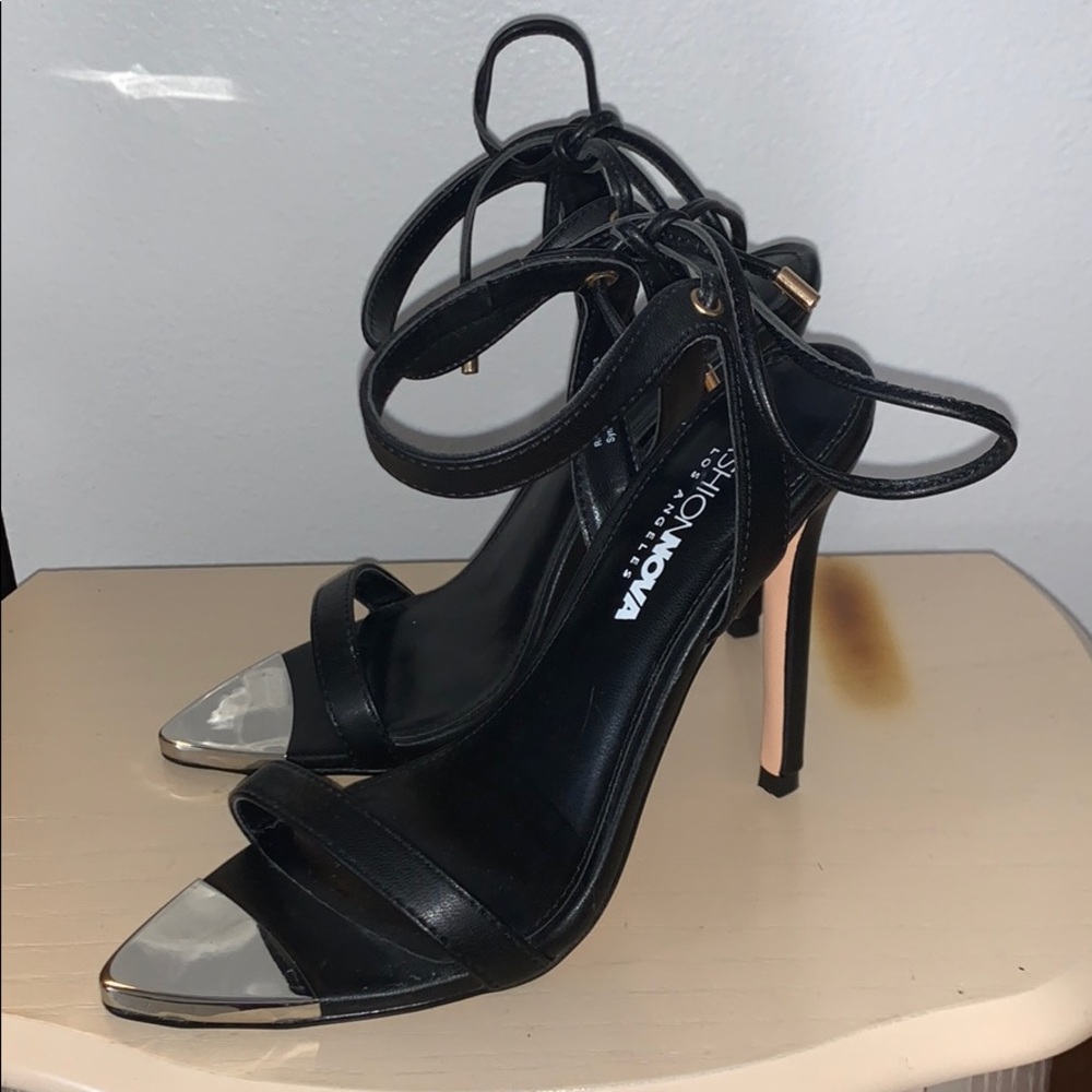 Fashion nova heels